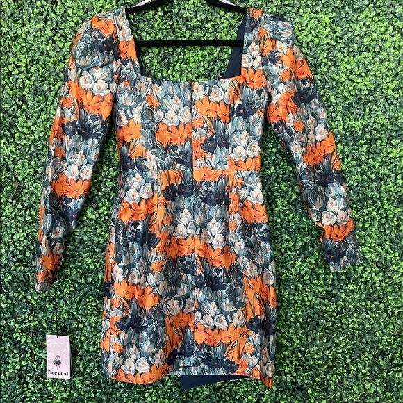 NWT Flor et al Constance Floral Dress
Color: MULTI - Picture 4 of 12